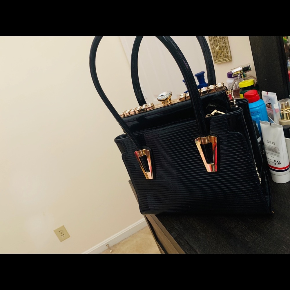 I m selling bag